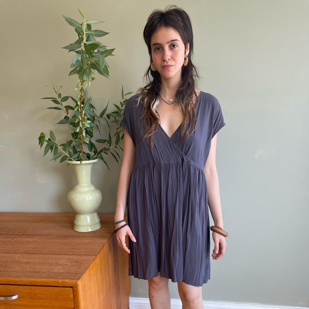 American Vintage Charcoal Grey Flutter Sleeve Wrap Midi Dress